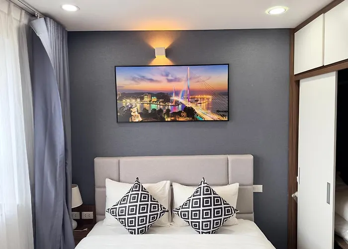 2br - Spacious & Modern - Near Center Căn hộ Hạ Long