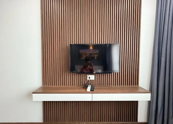 2br - Spacious & Modern - Near Center Căn hộ *