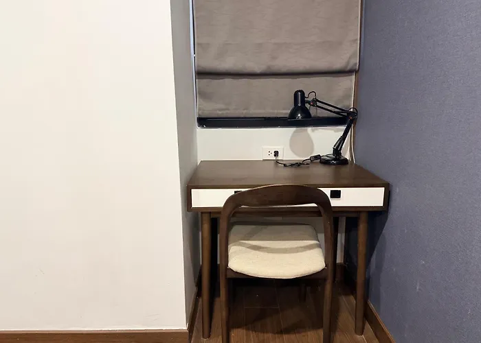 Căn hộ 2br - Spacious & Modern - Near Center Hạ Long